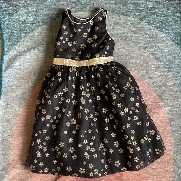 Youngland Black and Gold Floral Sparkly Dress - Picture 1 of 10